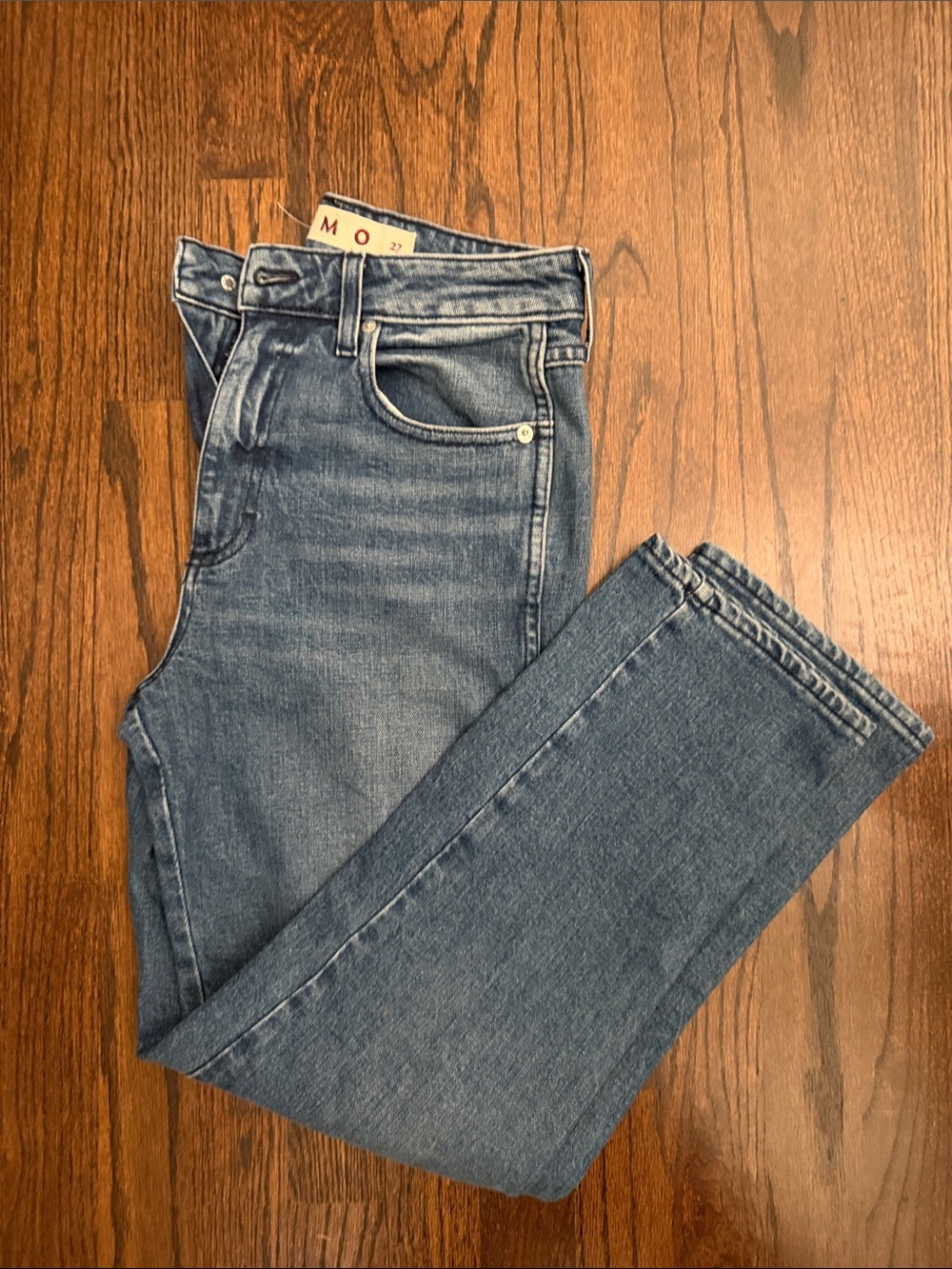 AMO Women's Cropped Ankle Jeans — Medium Blue Wash